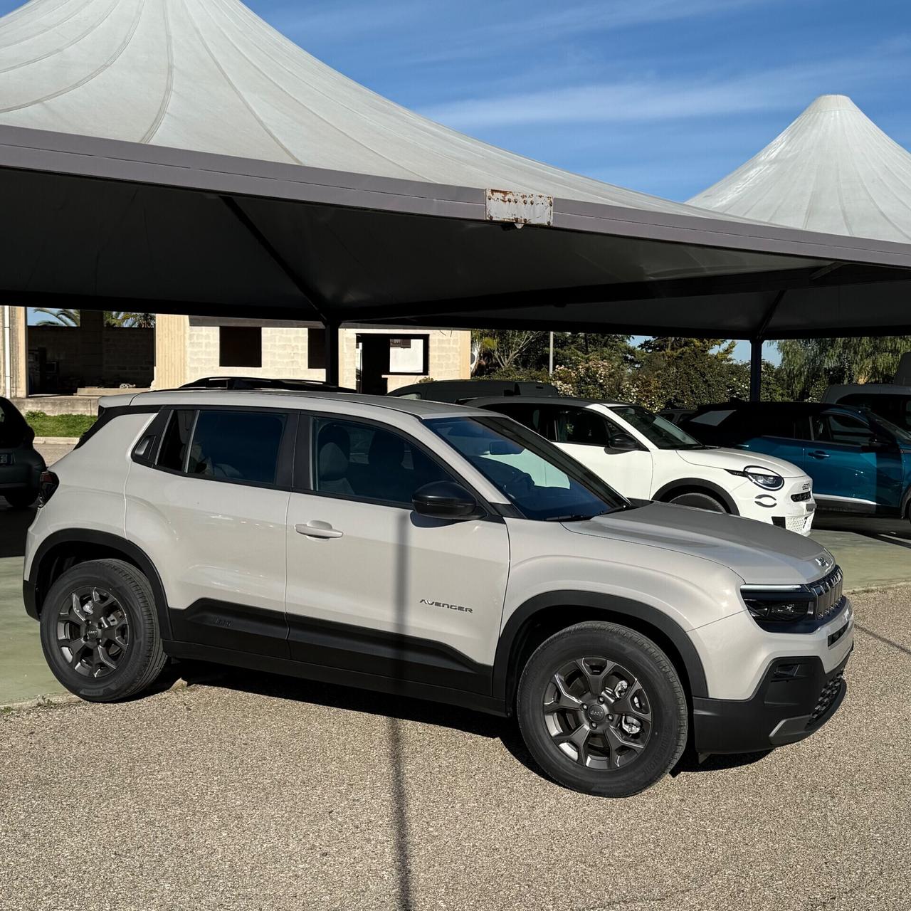 Jeep Avenger 1.2 Turbo 100 CV MHEV Longitude