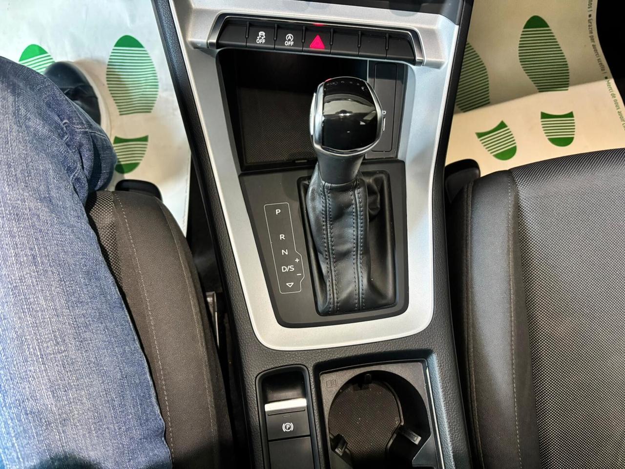 Audi Q3 40 TDI quattro S tronic Business Advanced