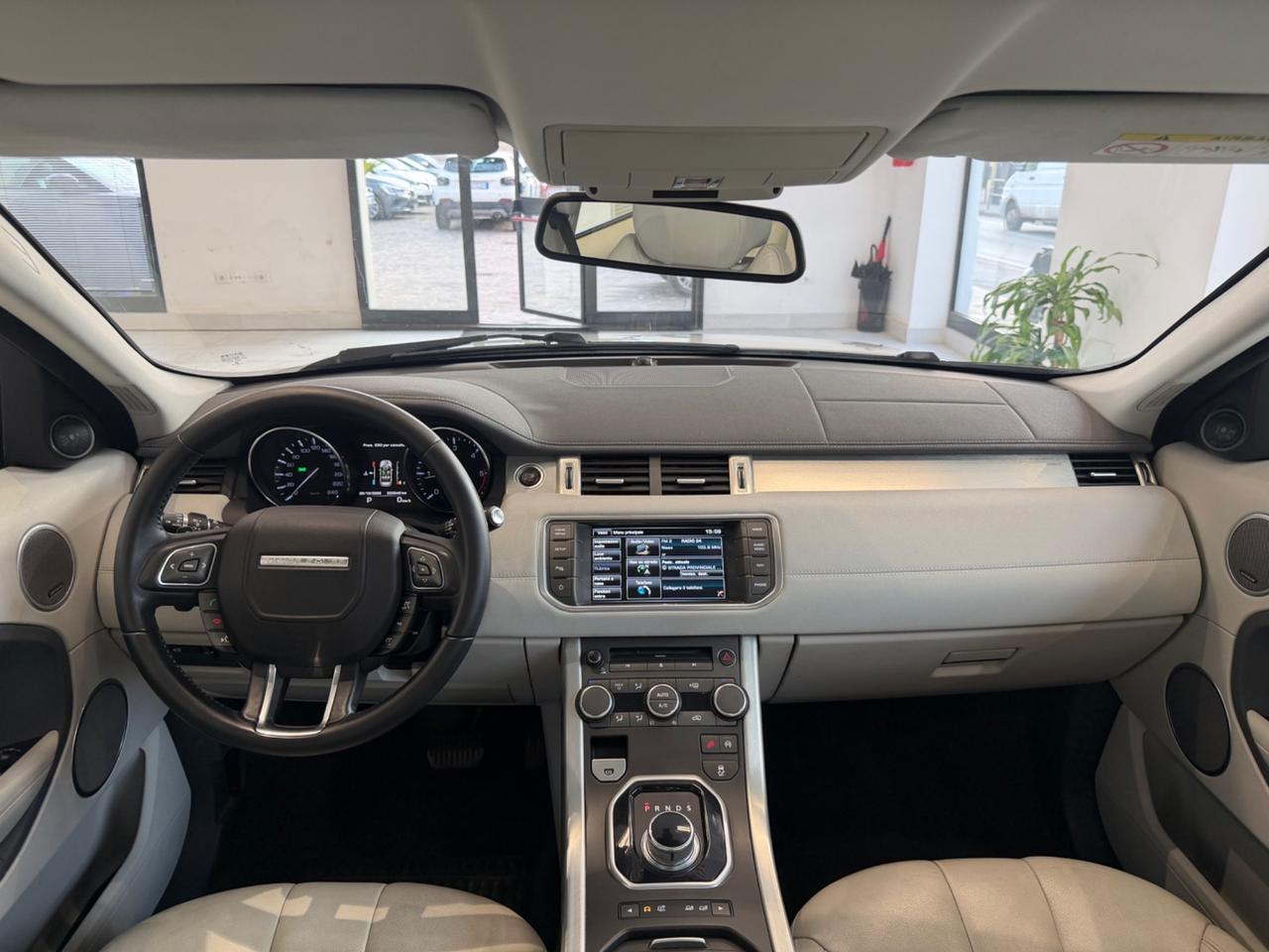 Land Rover Range Evoque 2.2 TD4 5p. Dynamic