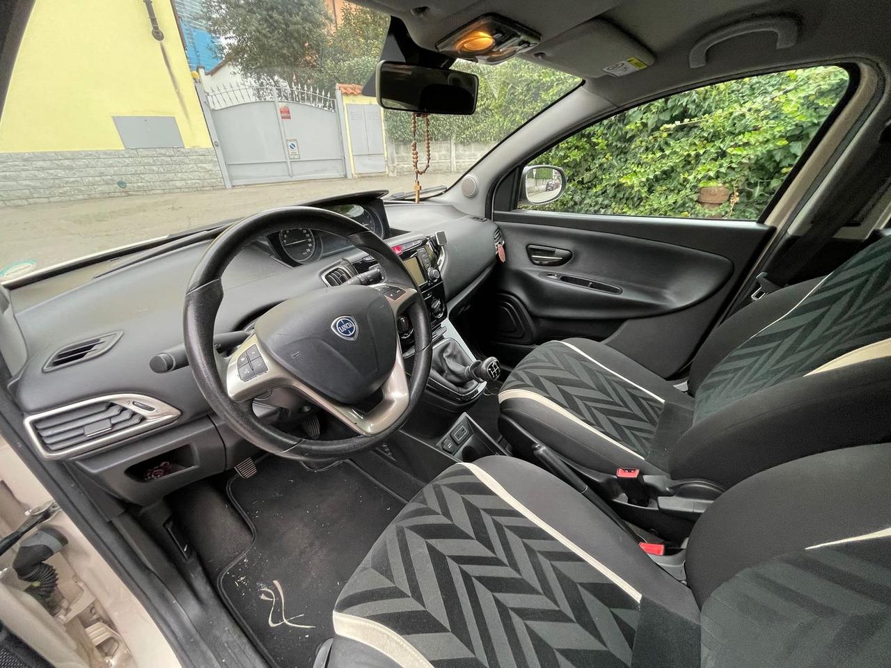 Lancia Ypsilon Opening Edition 1.2 #7630