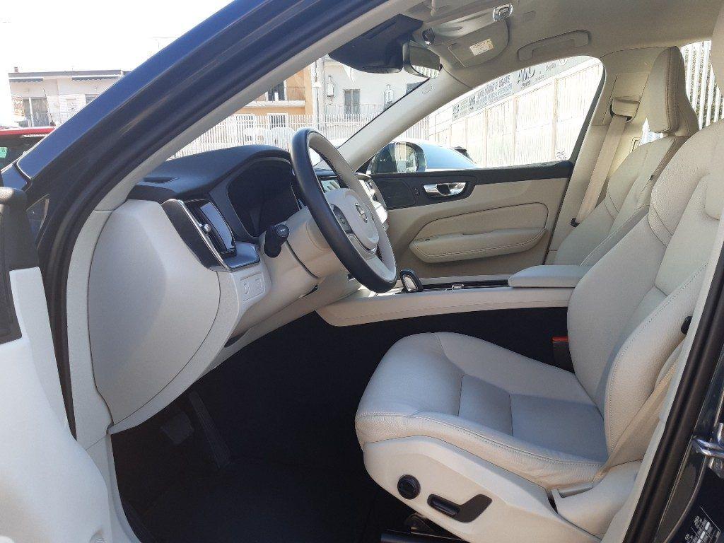 Volvo XC60 B4 (d) Geartronic Momentum