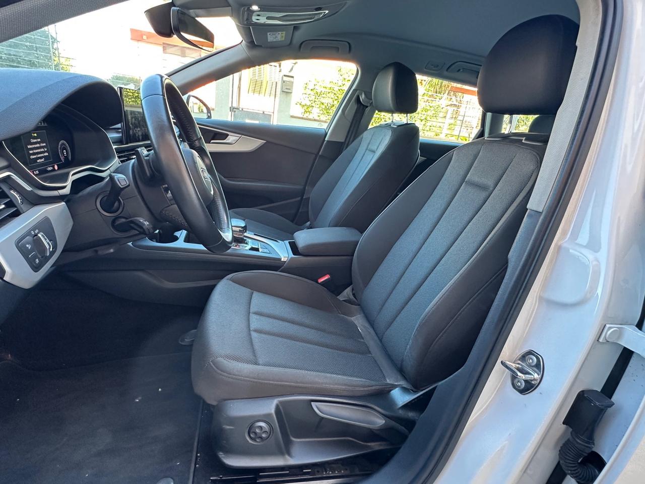 Audi A4 A4. Avant 35 TDI-163 CV S tronic line edition
