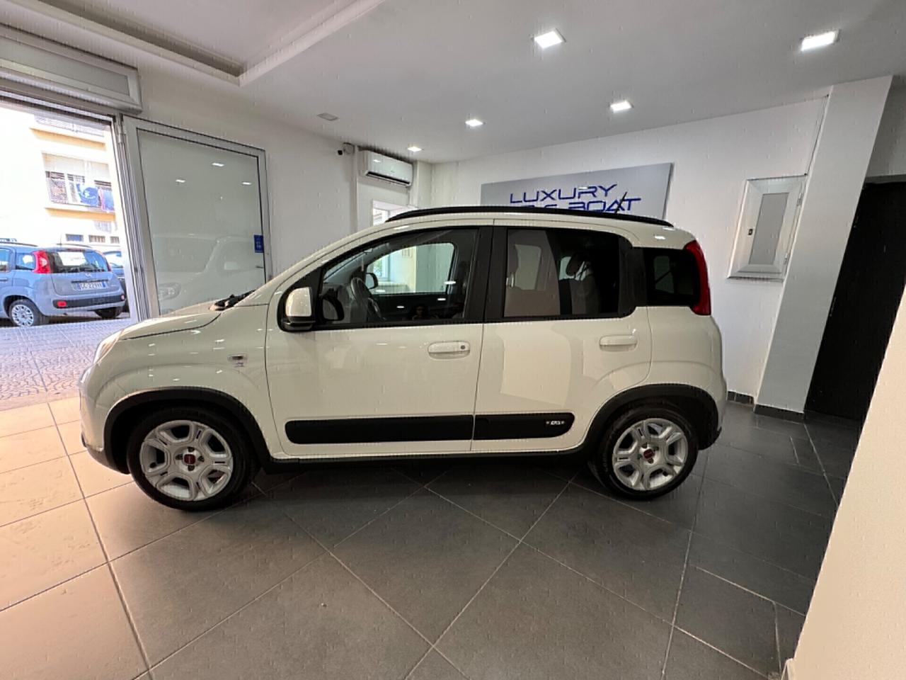 Fiat Panda 1.0 FireFly S&S Hybrid Red ADATTA PER NEOPATENTATI