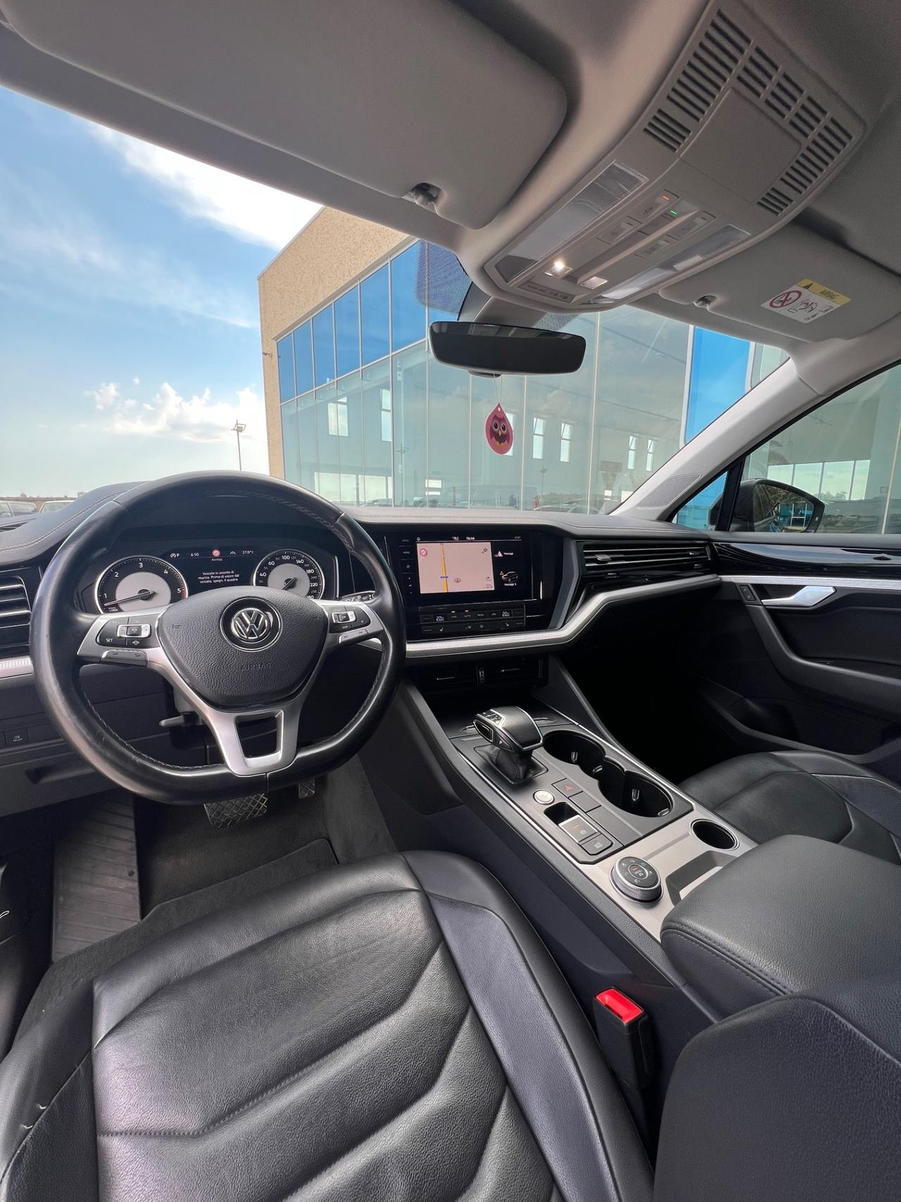 Volkswagen Touareg 3.0 V6 TDI SCR Black Style