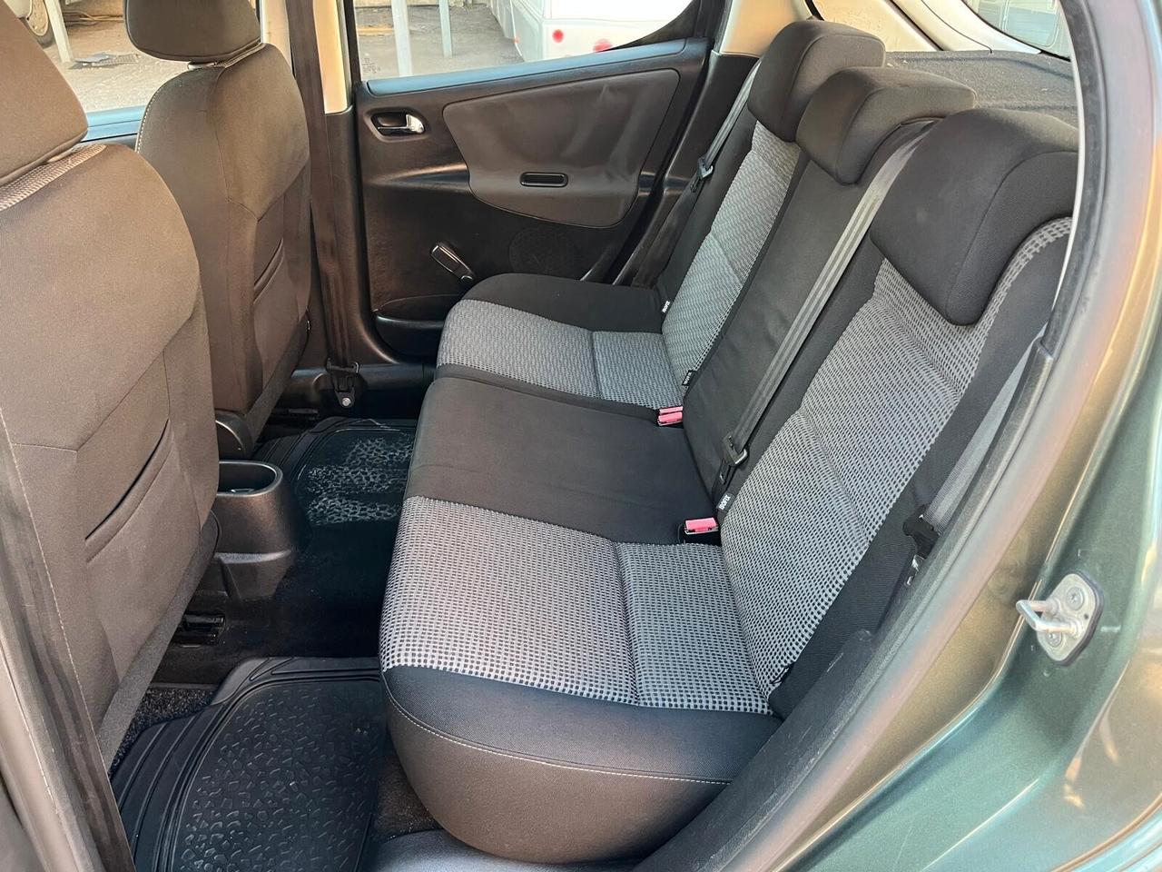 Peugeot 207 1.6 HDi 90CV EURO5 12 MESI DI GARANZIA