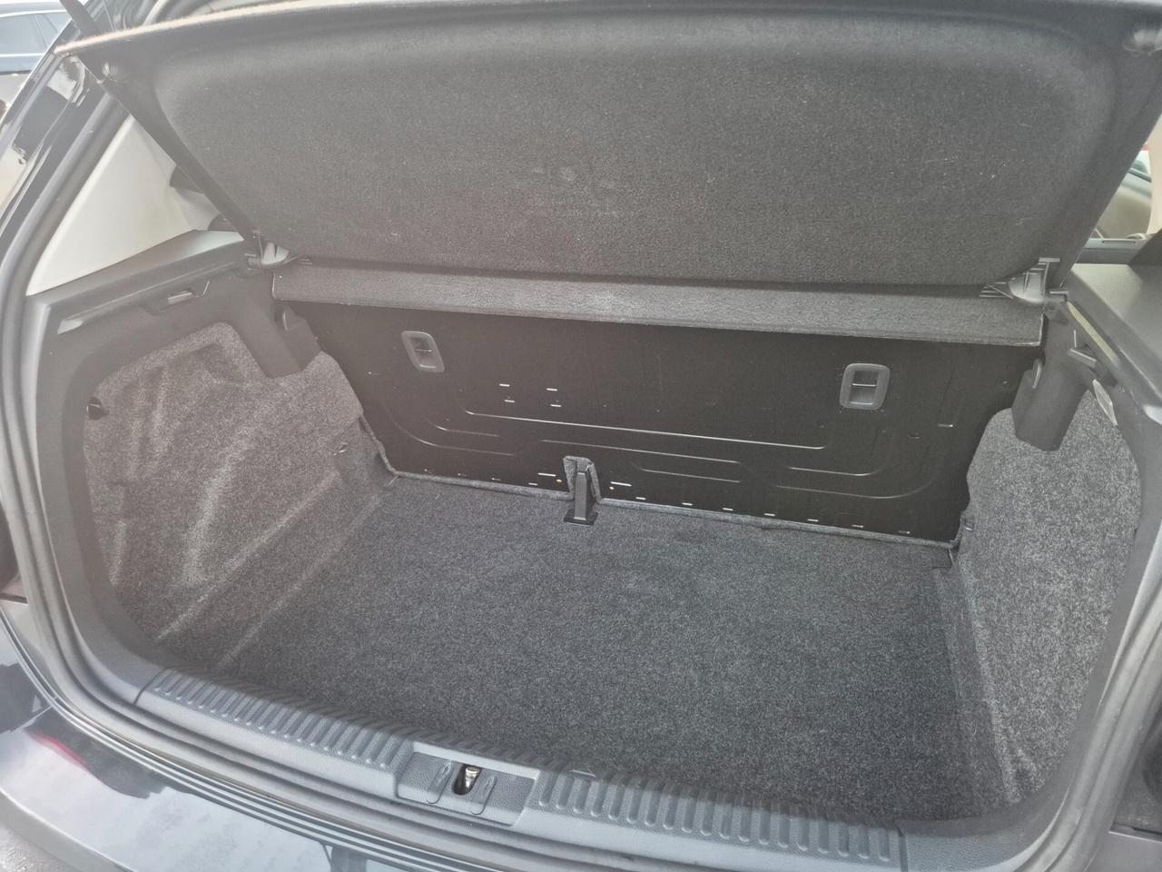 Volkswagen Polo 1.0 MPI 5p. Trendline