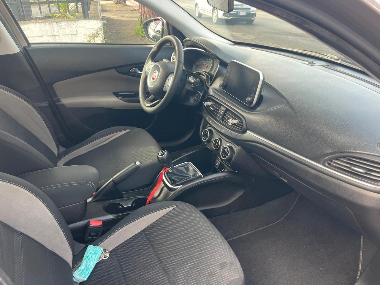 Fiat Tipo 1.3 Mjt 4 porte Easy