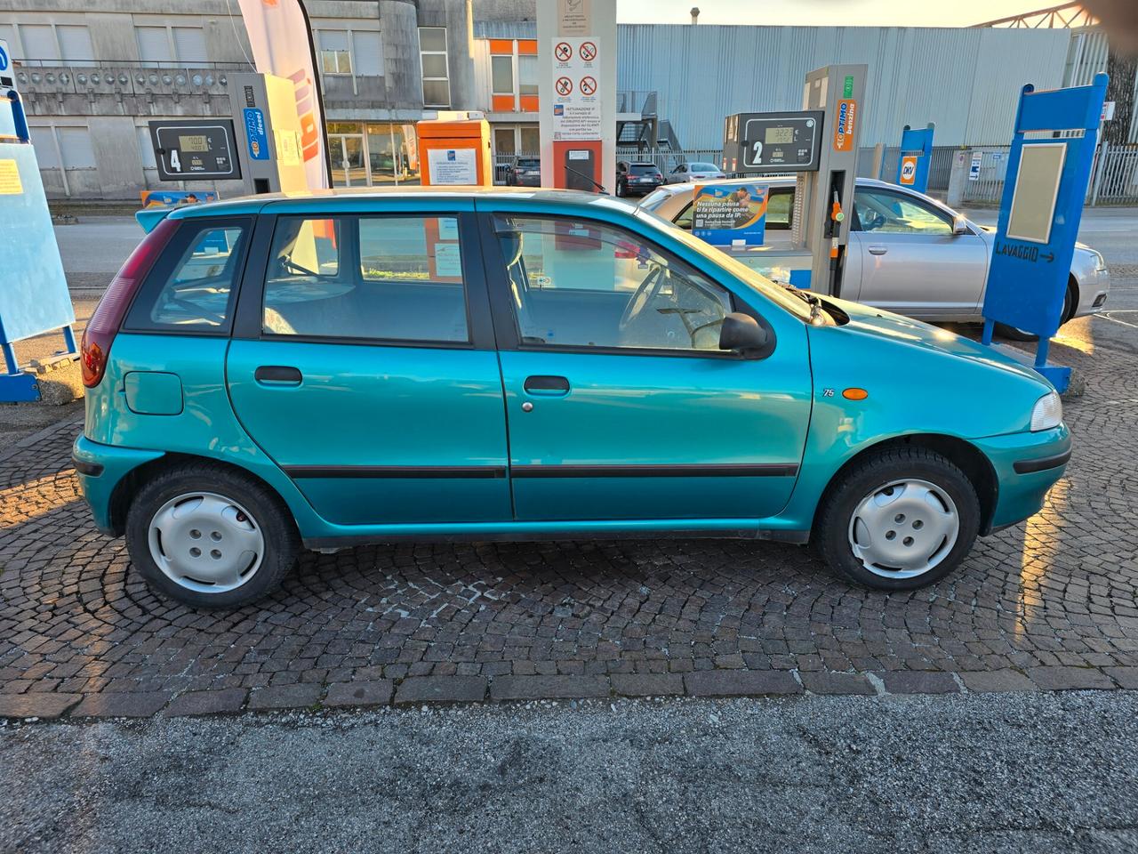 Fiat Punto 75 cat 5 porte HSD con 130.000km NEOPATENTATI ok