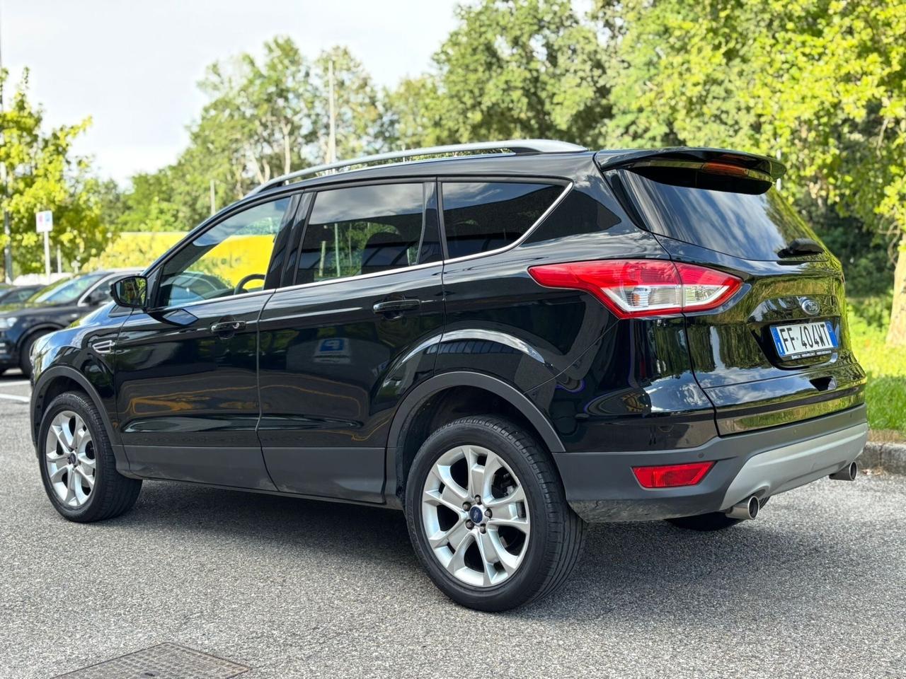 Ford Kuga 2.0 TDCI 150 CV S&S 4WD Powershift Titanium