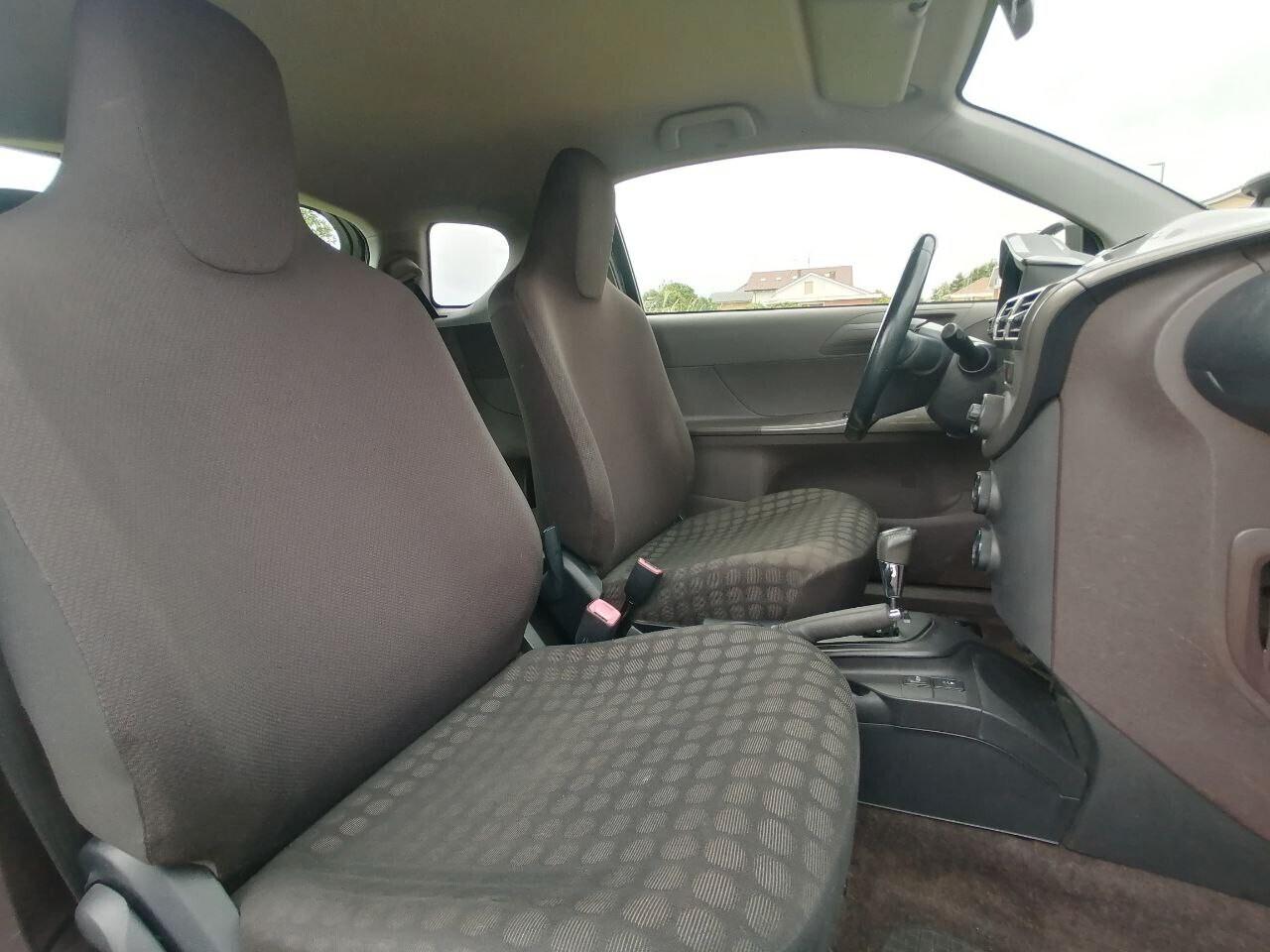 Toyota iQ 1.0 Automatica Idonea Neopatentati