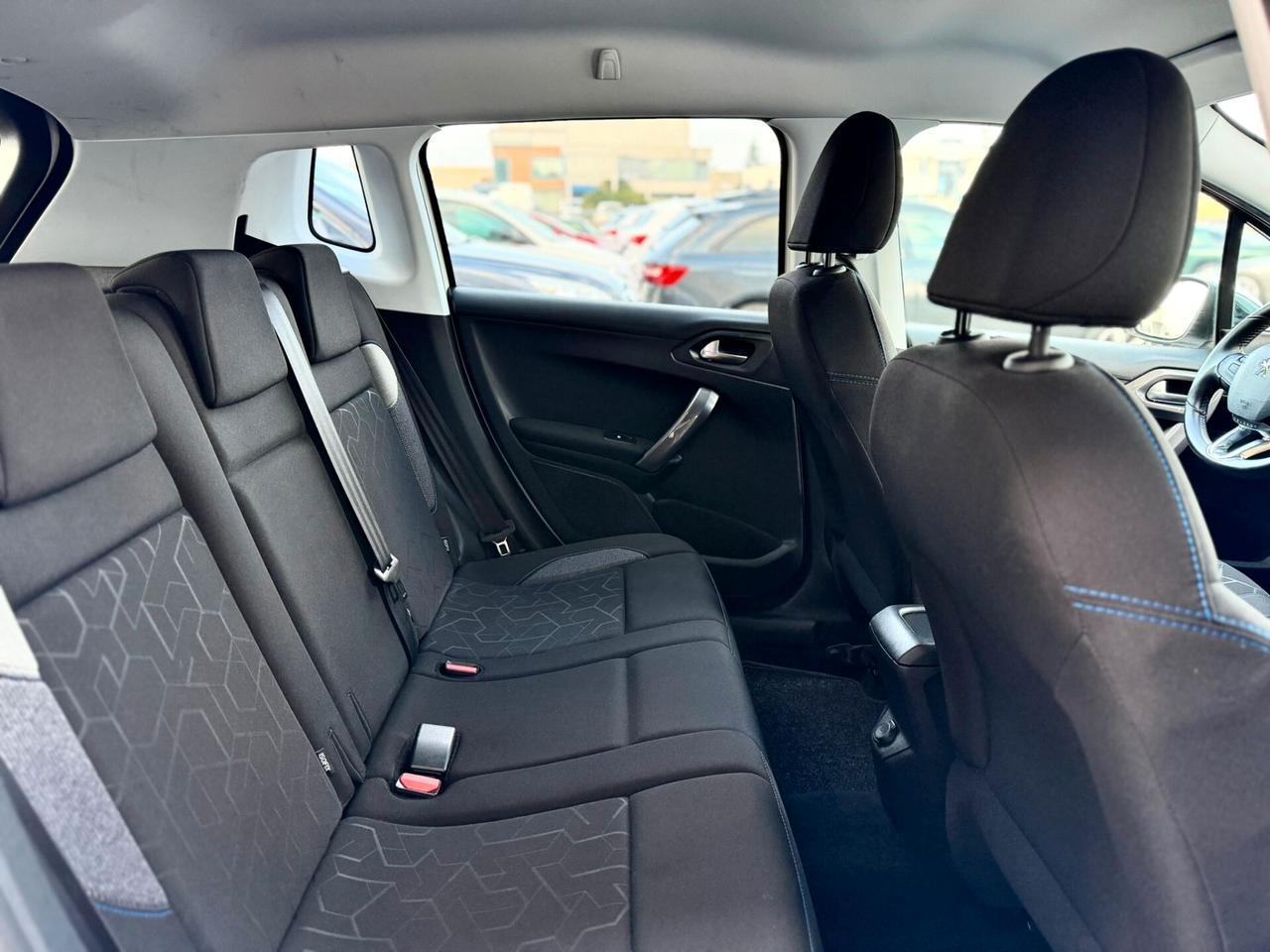 Peugeot 2008 PureTech 82 S&S Style