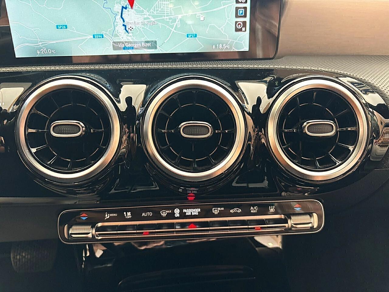 Mercedes A 250e Hybrid Sport Edition** 82mila km**