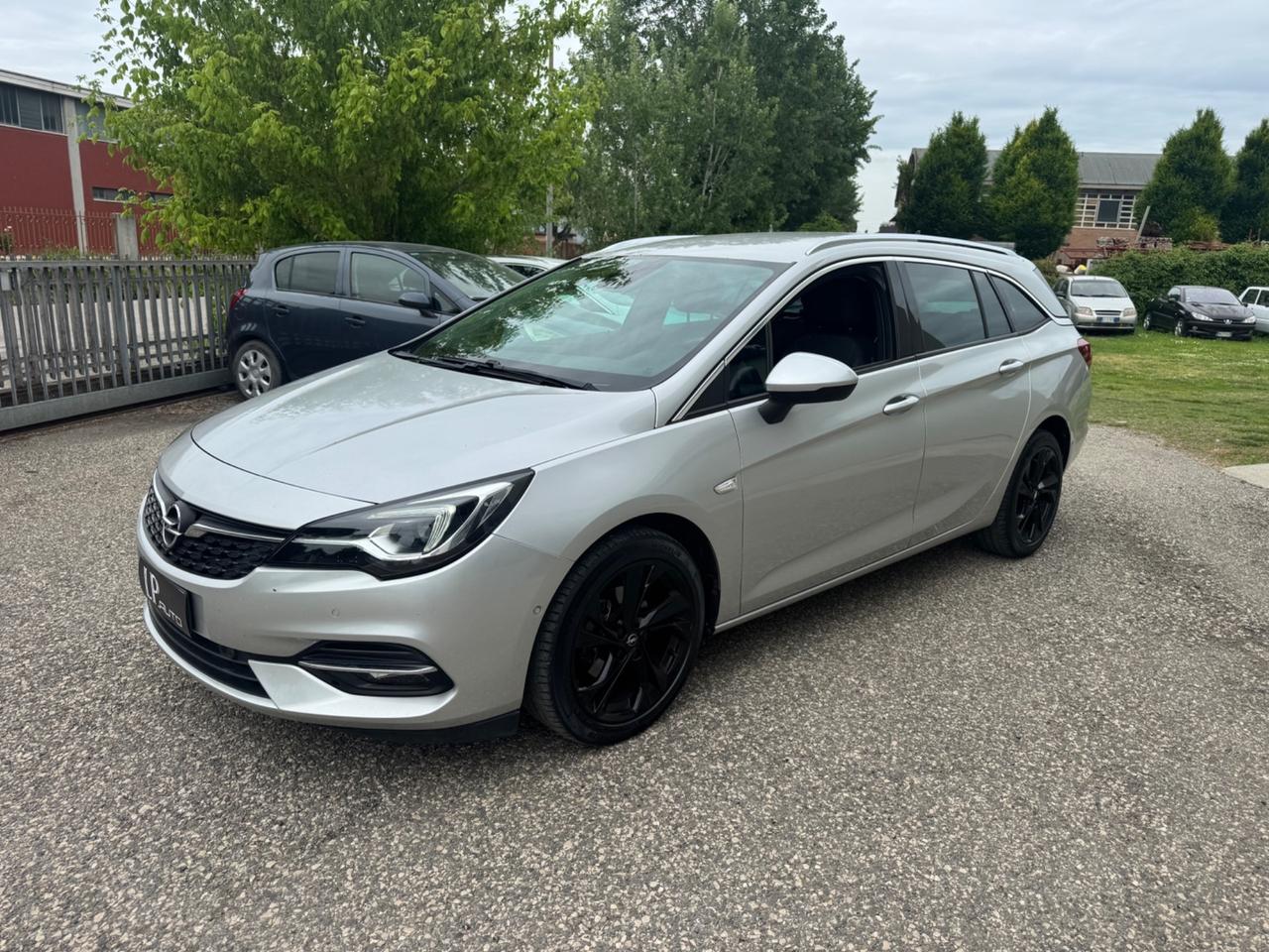 Opel Astra 1.5 CDTI 122 CV S&S 5 porte Business Elegance
