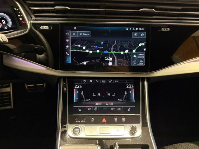 AUDI Q8 50 TDI 286 CV quattro S line edition Black Pack