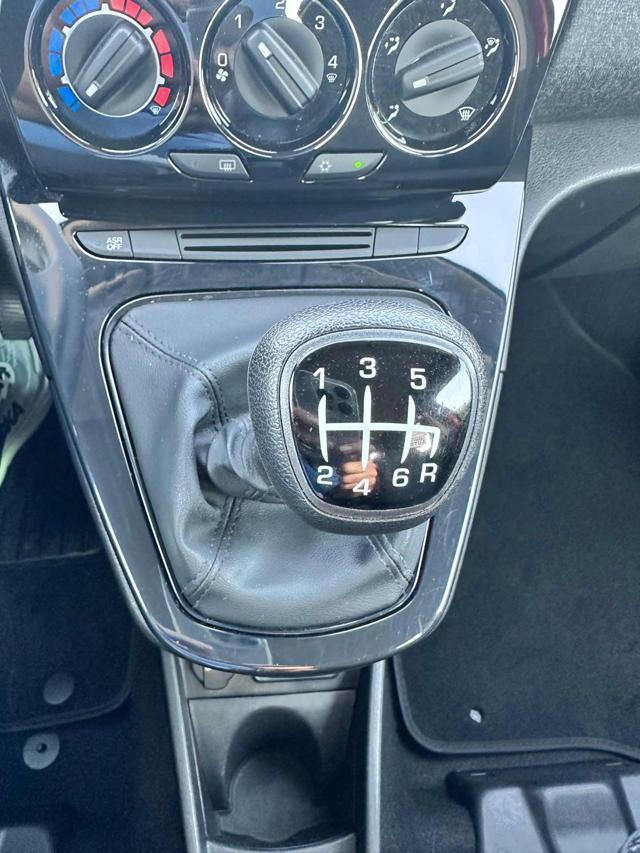 LANCIA Ypsilon 1.0 FireFly 5 porte S&S Hybrid Ecochic Silver