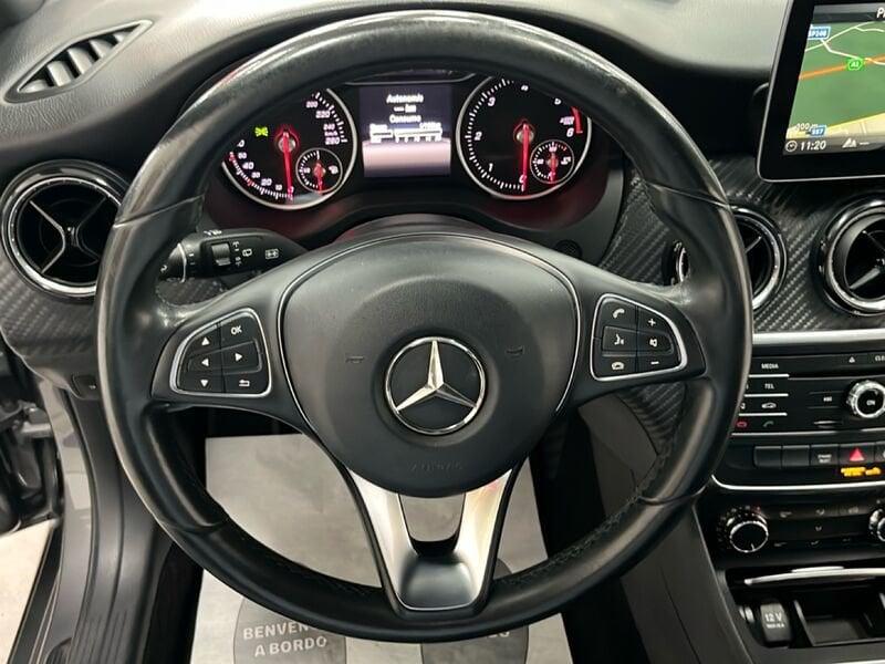 Mercedes-Benz GLA 180 d Business