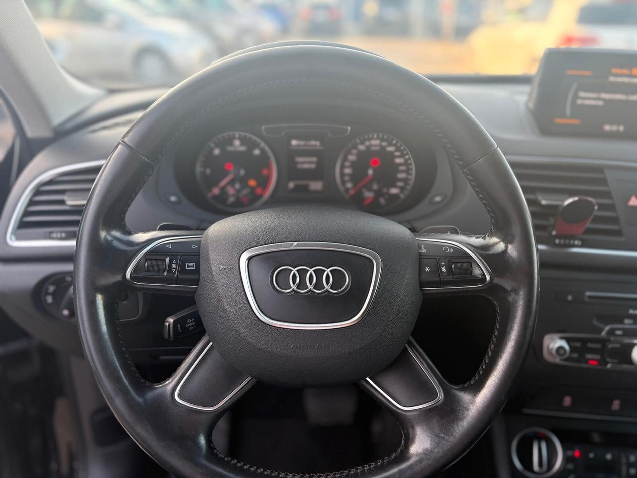 Audi Q3 2.0 TDI 120 CV S tronic Business
