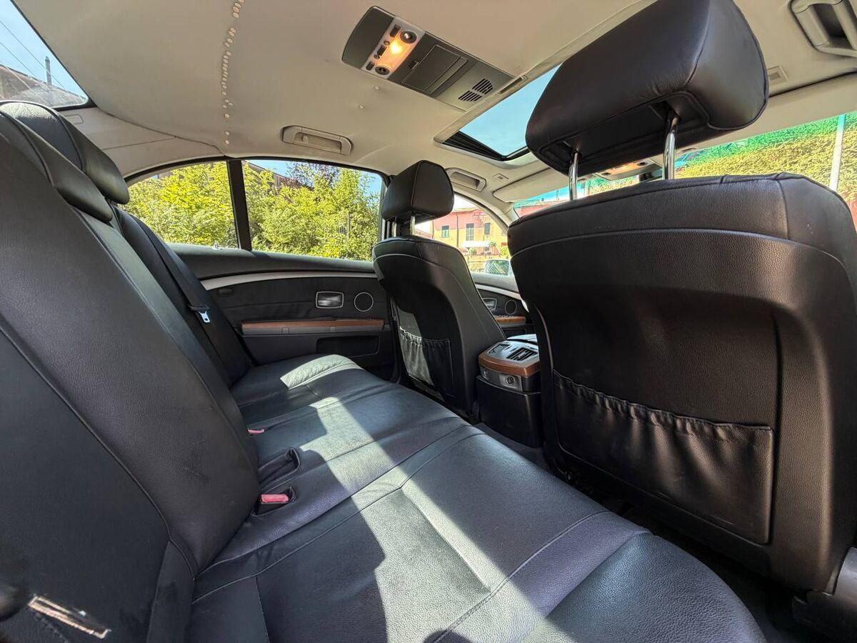 BMW Serie 7 E 65-66 745i