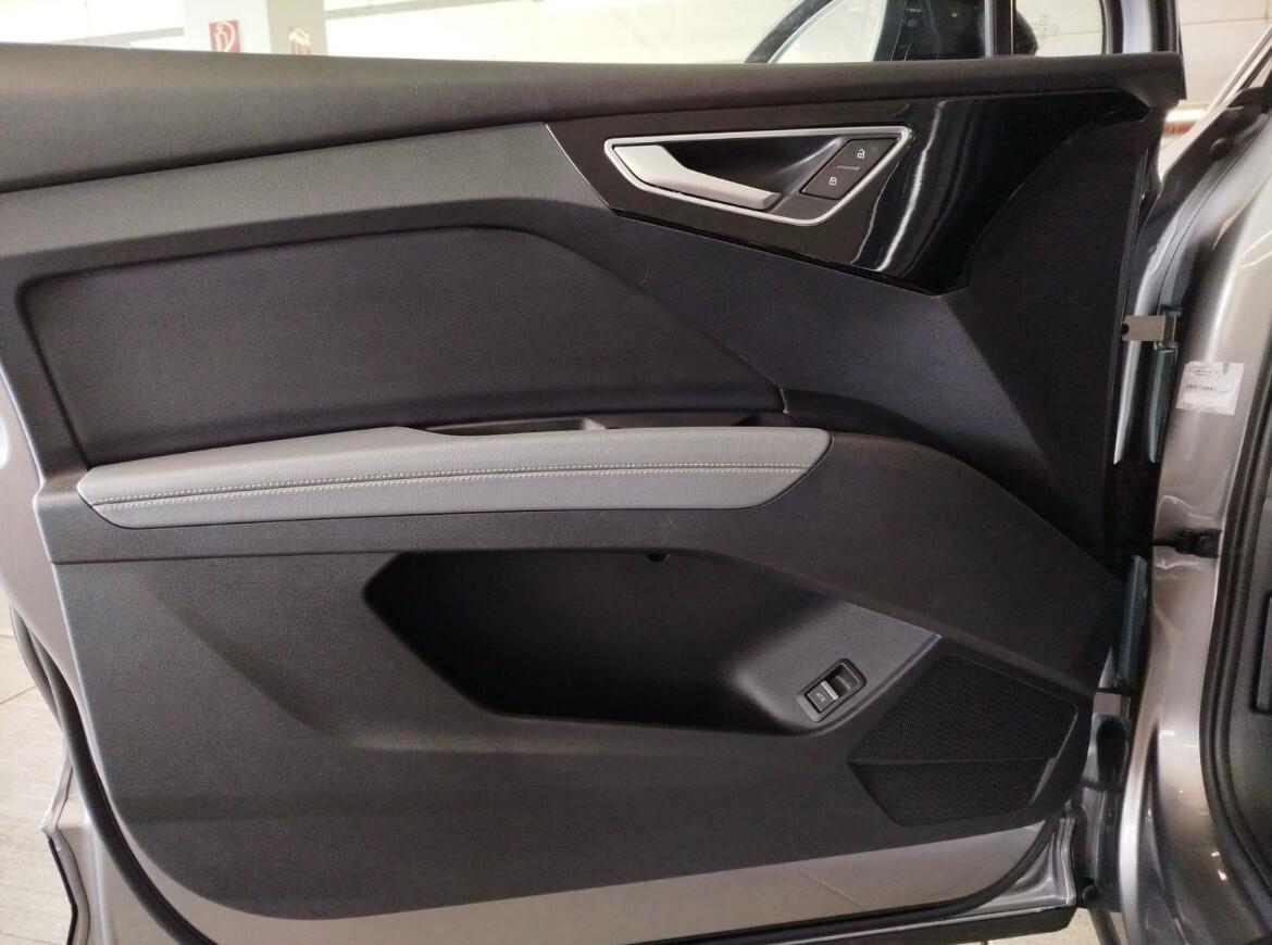 Audi Q4 e-tron Sportback 35 S line