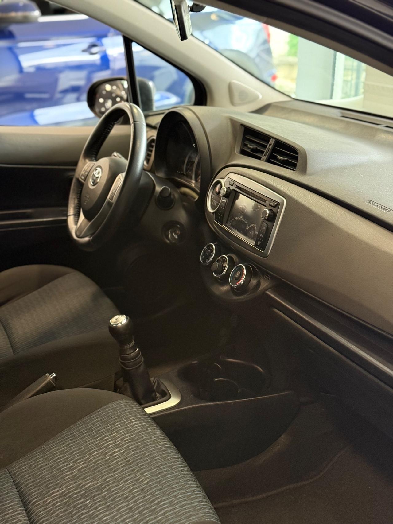 Toyota Yaris 1.0 5 porte Active