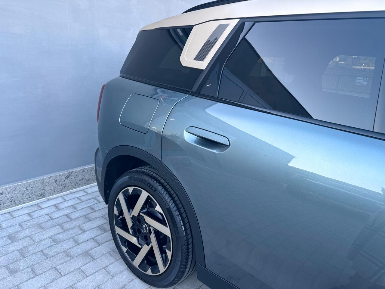 Mini Cooper Countryman C Favoured*TETTO*H/K*360*PELLE*