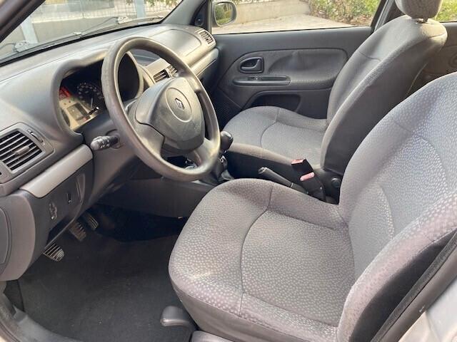 Renault Clio Storia 1.2 5 porte GPL Confort