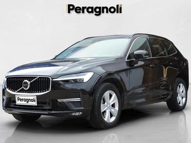 VOLVO XC60 B4 (d) AWD Geartronic Momentum Pro