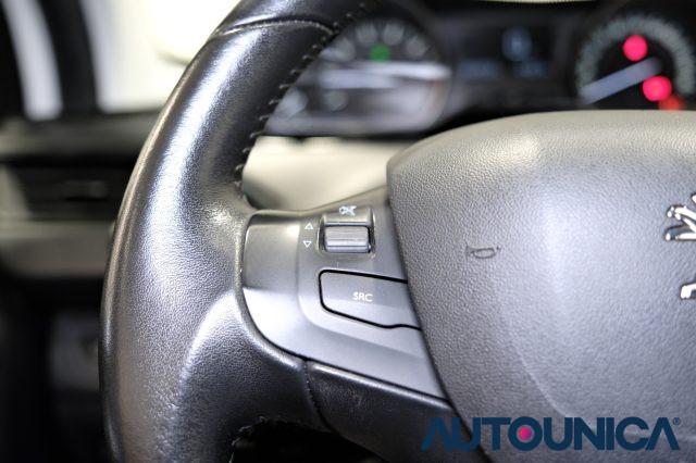 PEUGEOT 208 PURETECH 82CV 5 PORTE ACTIVE NEOPATENTATI