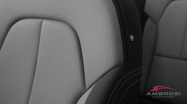 VOLVO XC40 B3 Mild hybrid Benzina Plus Dark