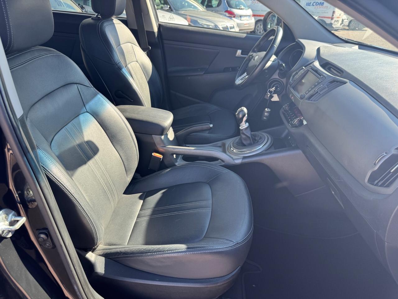 Kia Sportage 1.7 CRDI VGT 2WD HIGH TECH NEOPATENTATI