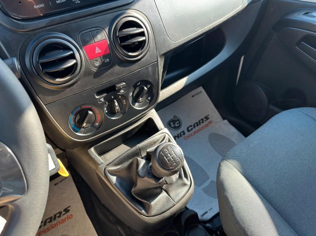 Fiat Fiorino Cargo 1.3 mjt 80cv CON CARPLAY