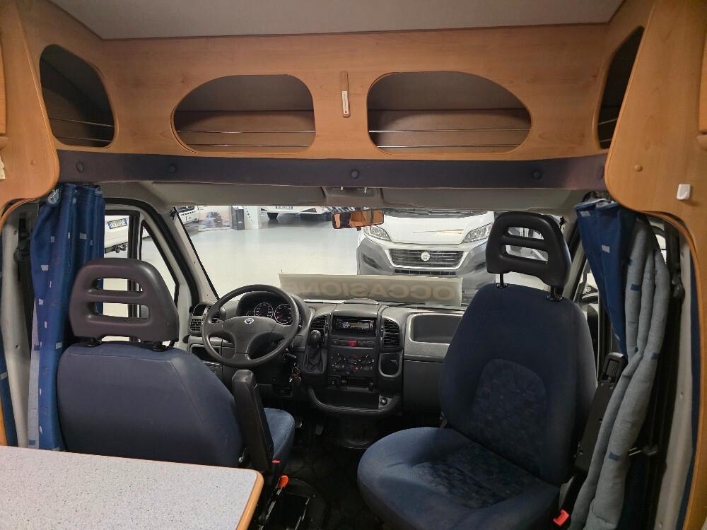 CAMPER MCLOUIS TANDY 670
