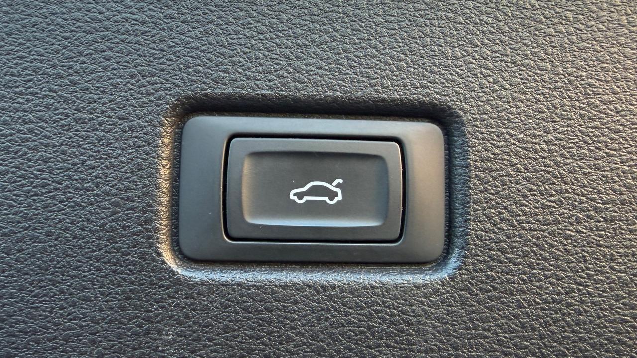 AUDI Q5 QUATTRO 40 2.0 S-LINE S-TRONIC 204 CV - VIRTUAL COCKPIT, PELLE, FULL LED
