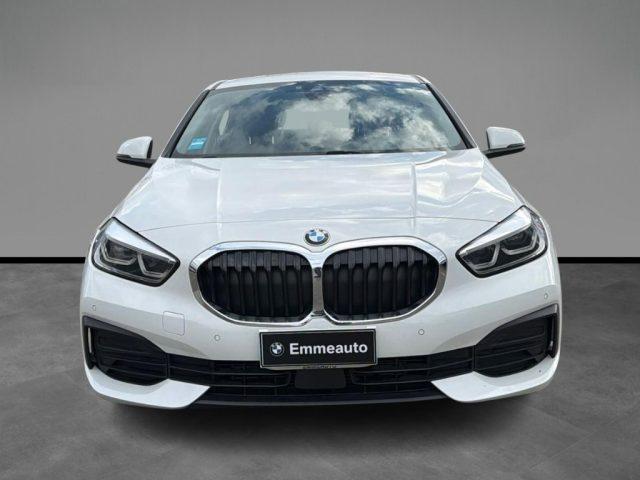 BMW 116 d 5p. Business Advantage