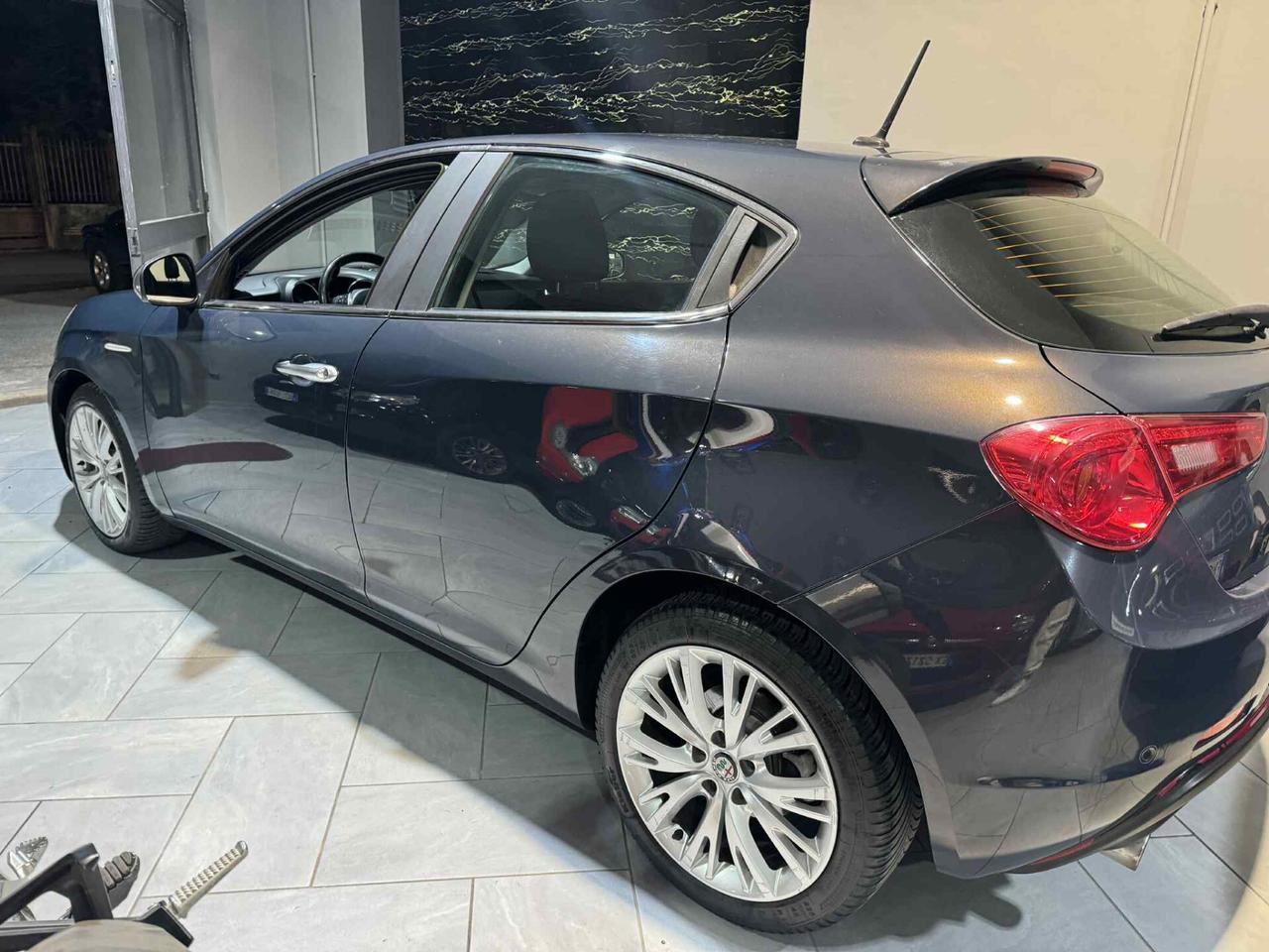 Alfa Romeo Giulietta 1.6 JTDm TCT 120 CV Super
