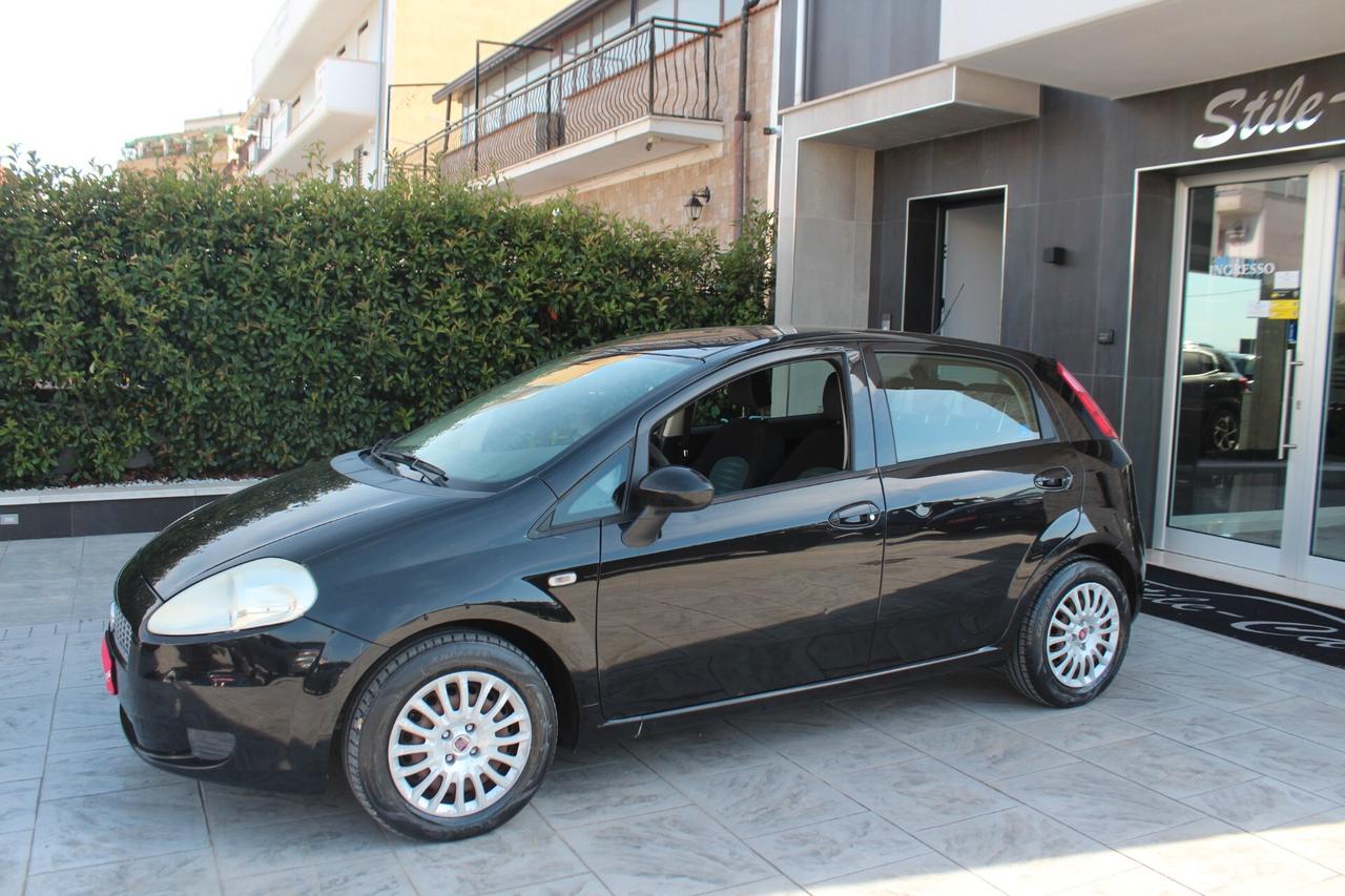 Fiat Grande Punto 1.3 MJT 75 CV 5 porte Dynamic