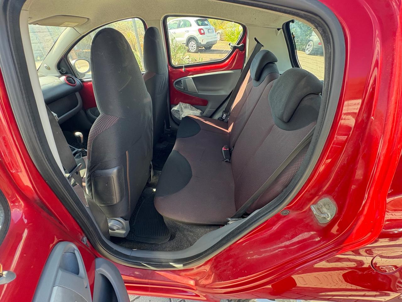 Toyota Aygo 1.0 12V VVT-i 5 porte Sol Connect
