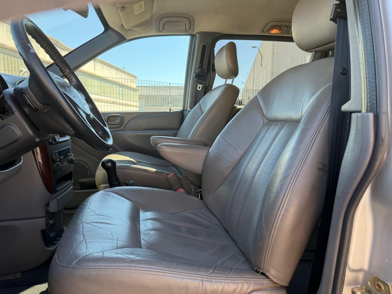 Chrysler Voyager