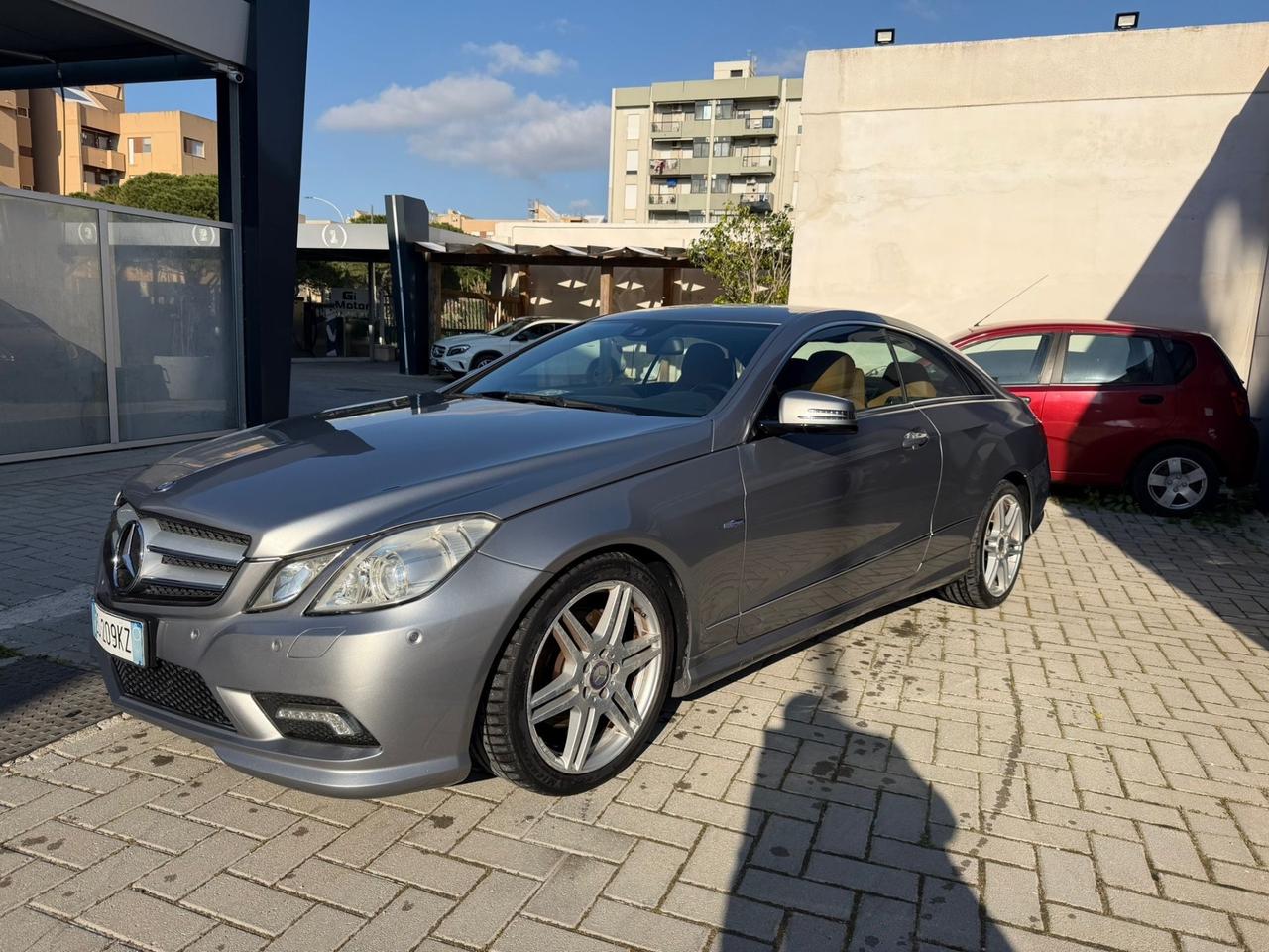 Mercedes-benz E 250 CDI Coupé BlueEFFICIENCY Avantgarde
