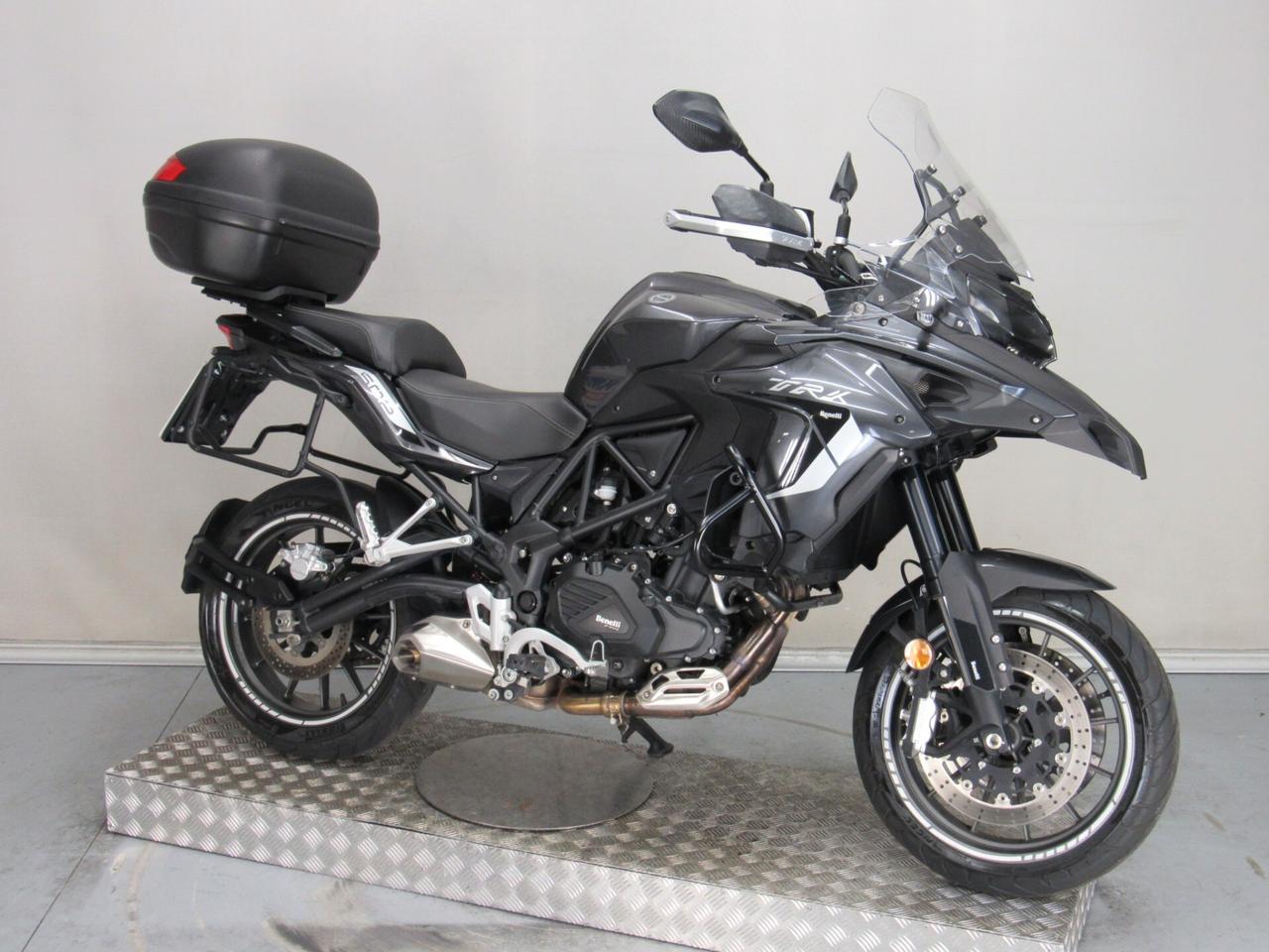Benelli TRK 502 ABS