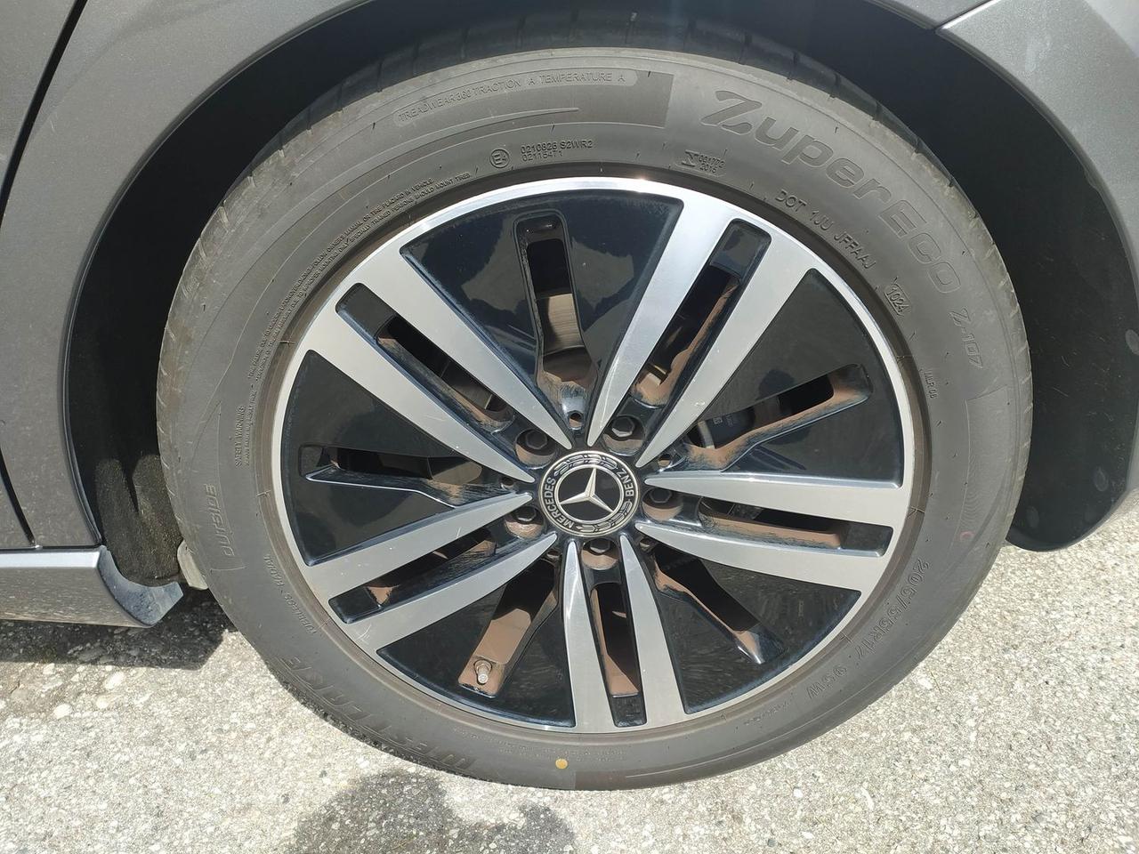 Mercedes-Benz A 180 Business