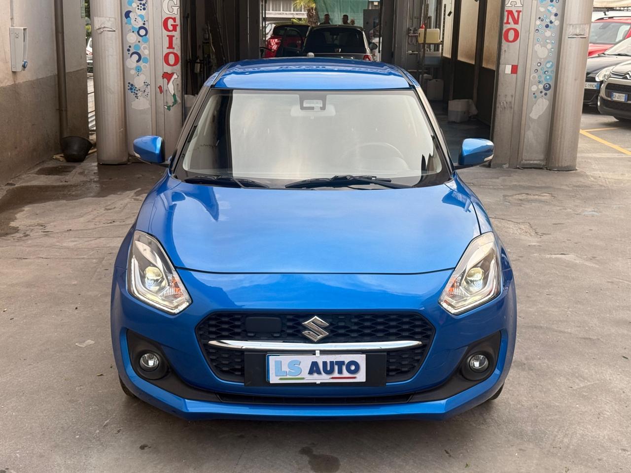 Suzuki Swift 1.2 Hybrid Top