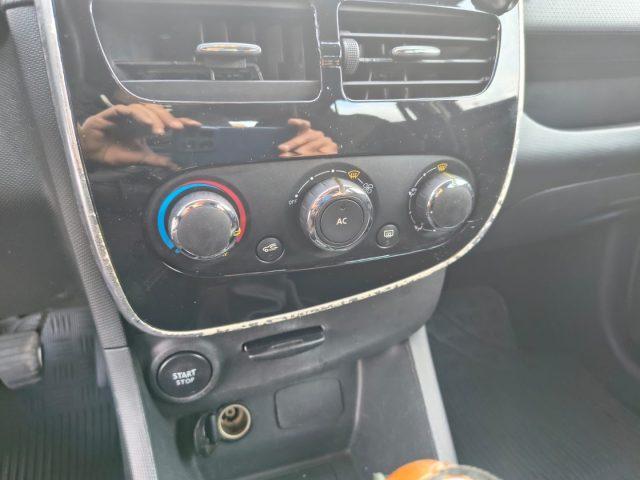 RENAULT Clio 1.5 dCi 8V 75CV 5 porte Costume National