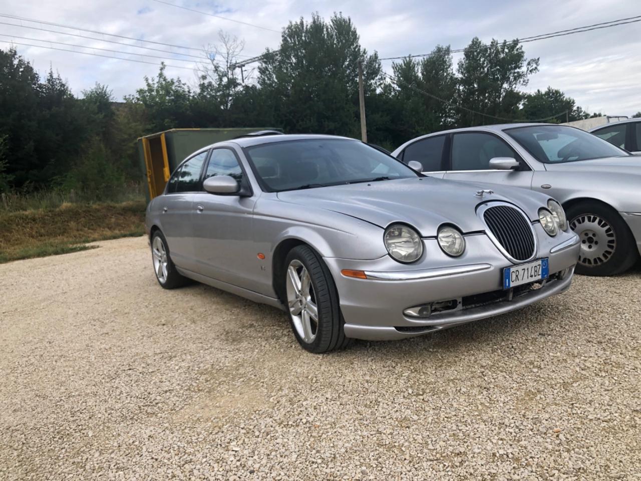 Jaguar S-Type 4.2 V8 cat R Super Charged