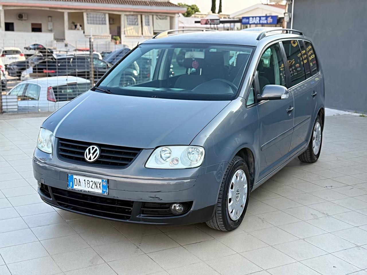 Volkswagen Touran 1.9 TDI 105CV Trendline Garanzia 12 Mesi