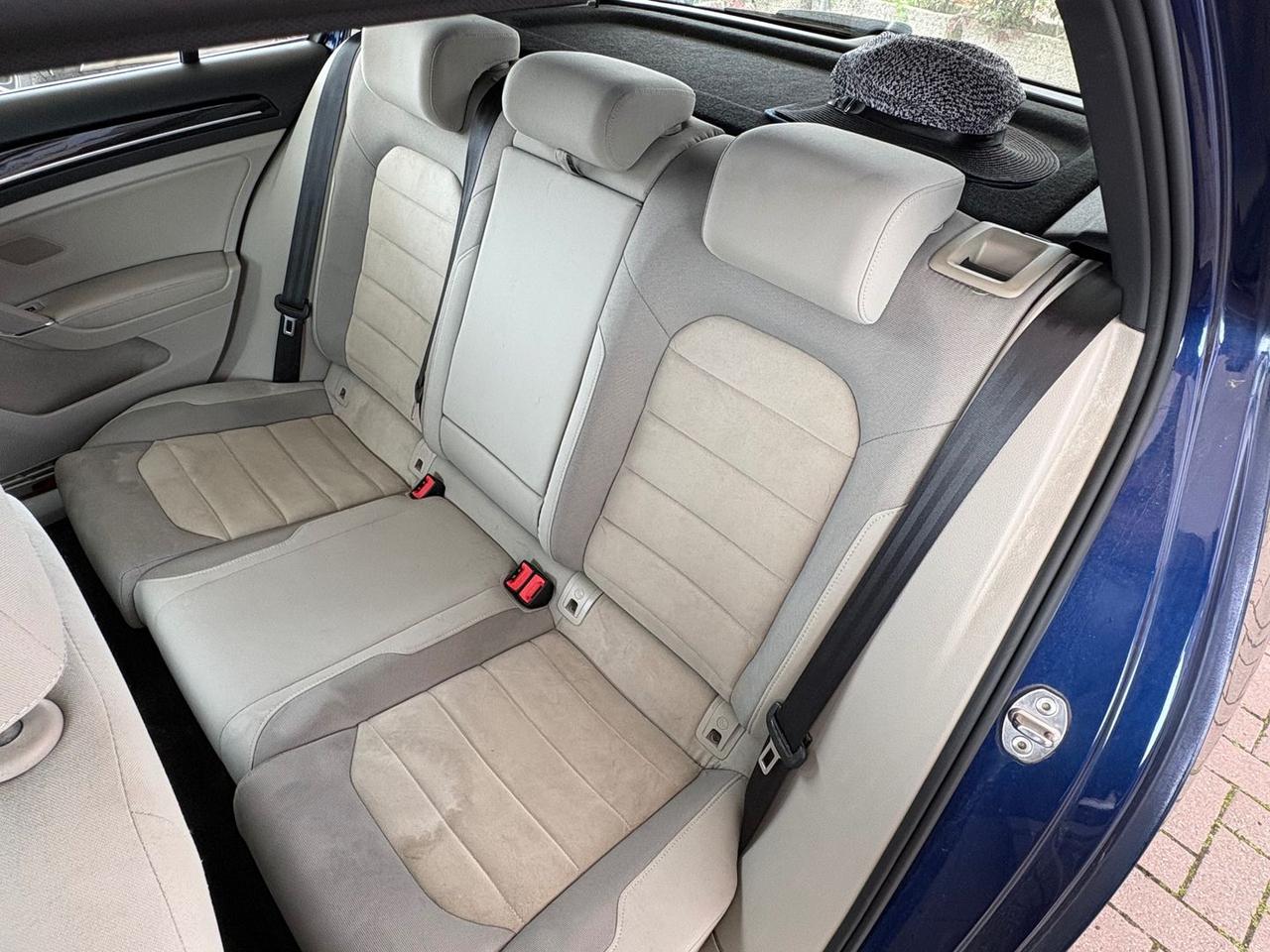 Volkswagen Golf Executive 2.0 TDI BlueMotion #9473