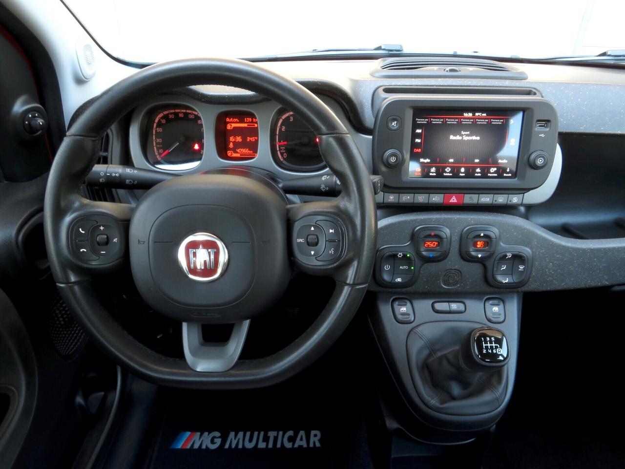 Fiat Panda Cross 1.0 firefly hybrid Cross. km 40.900. tagliandi