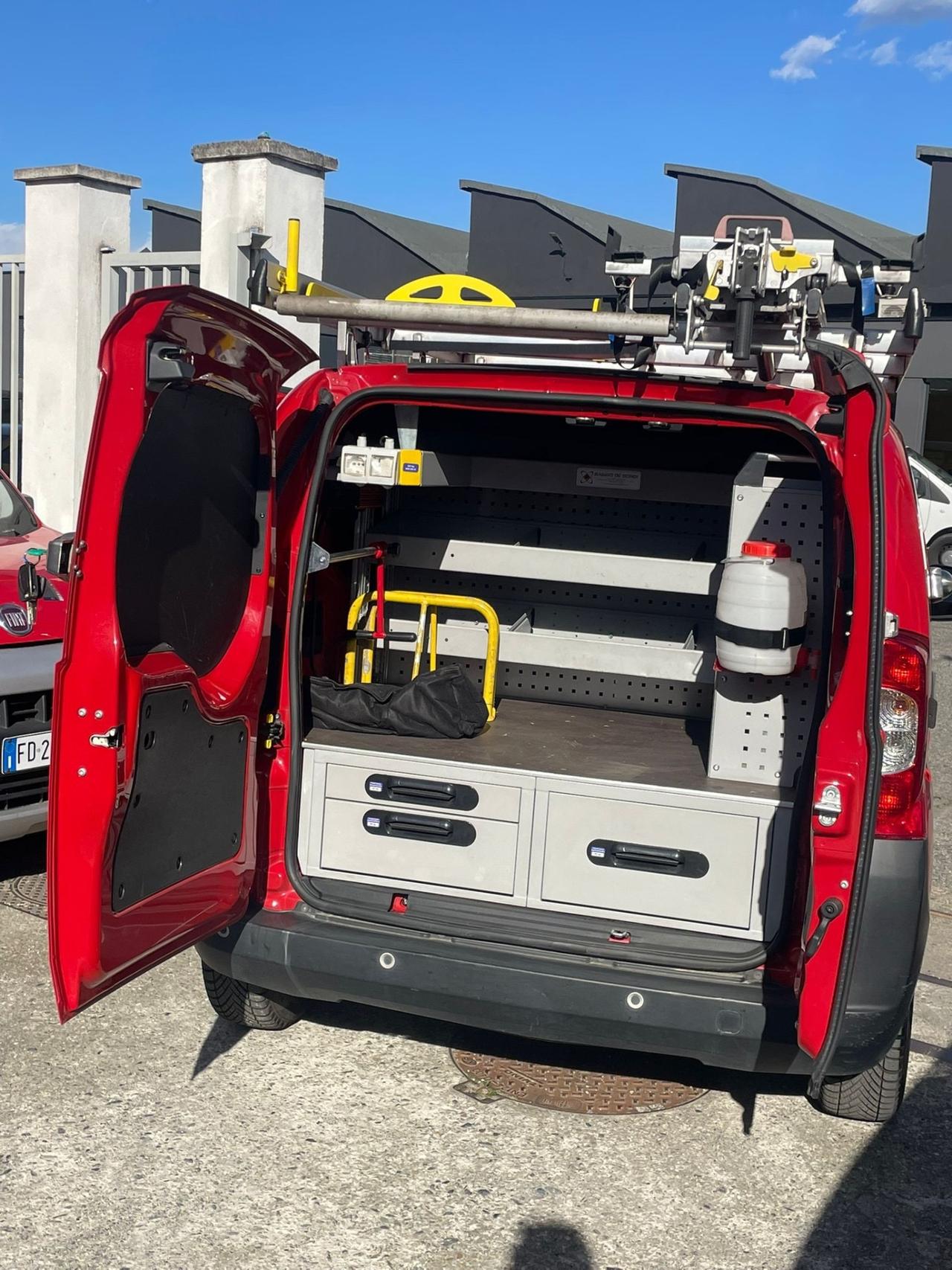 Fiat Fiorino 1.3 MJT 95CV Cargo Adventure