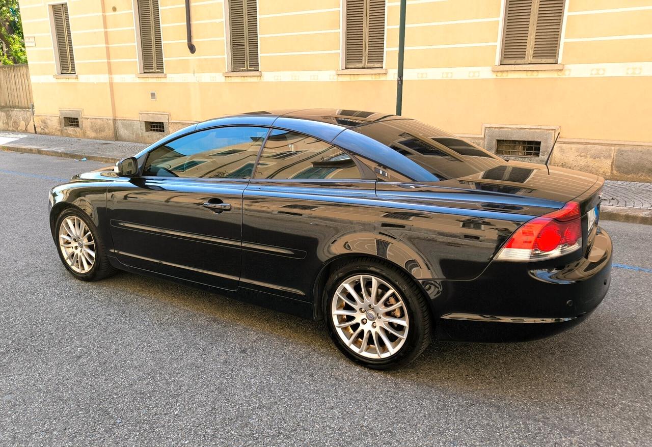 Volvo C70 2.4 20V 140 CV Summum