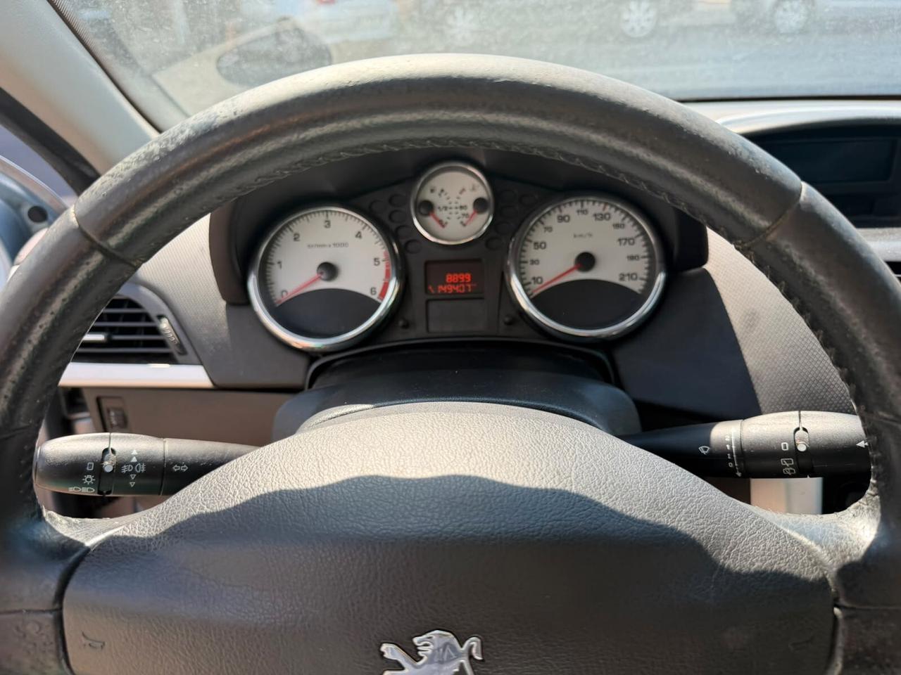 Peugeot 207 1.4 HDi 70CV 5p. Active
